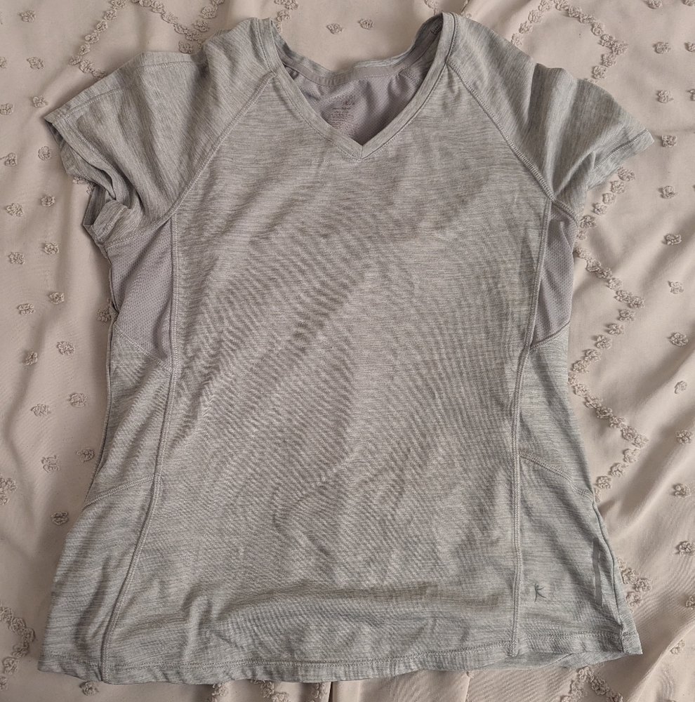 Danskin Activewear V-Neck - Medium - Gray
